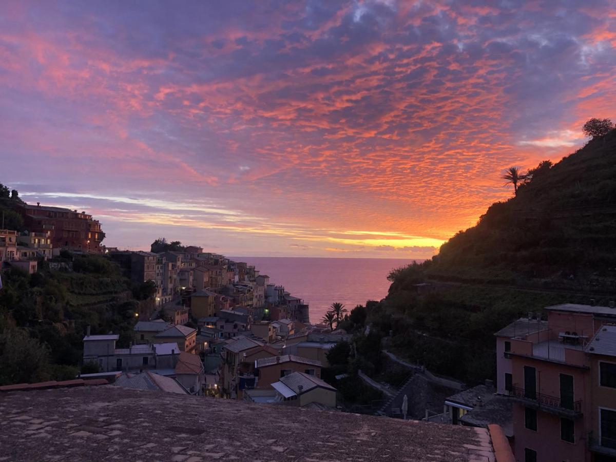 La Casa Del Gallerista Manarola Exterior foto